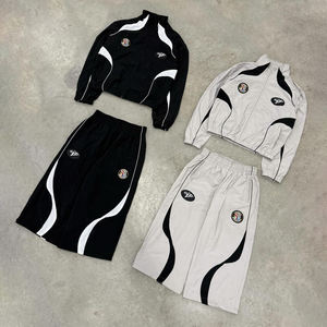 Conjunto de Chaqueta y Pantalones Deportivos de Dos Piezas con Capucha y Logotipo Personalizado, Ligeros, Resistentes al Viento, de Poliéster - Product Image 5