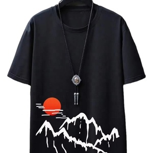 Camiseta de hombre con cuello redondo y manga corta, diseño de rayas en contraste de color, estilo casual chic para verano. - Product Image 1