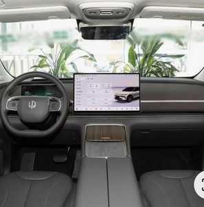 รถ LeapMotor C11 ปี 2026 ระบบไฟฟ้าล้วน ระยะทางวิ่งมากกว่า 700 กม. พร้อมระบบ Lidar ระดับพรีเมียม SUV ขับเคลื่อนสี่ล้อ เบาะหนัง ล้อแม็ก R19 รุ่น Light - Product Image 5