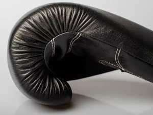 MMA & Kickboxing Gym Gants d'entraînement confortable en cuir souple Prix raisonnable Personnaliser Gant de boxe en cuir - Product Image 4