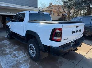 NUEVO MODELO 2022 DODGE RAM 1500 4V8 AUTOMÁTICO 4X4 MOTOR DIÉSEL ASIENTOS DE CUERO ENVÍO GRATUITO - Product Image 6