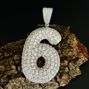 Colgante de Número Personalizado con Diamantes Naturales de Corte Brillante, Chapado en Oro de 10K y Rodio, Estilo Hip Hop, Unisex - Product Image 5