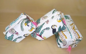 กระเป๋าใส่ของใช้ส่วนตัวแบบผ้าฝ้ายพิมพ์ลายบล็อก ทำมือ ของขวัญ กระเป๋าเครื่องสำอาง กระเป๋าเดินทาง กระเป๋าใส่เครื่องสำอางสำหรับวันหยุด - Product Image 6