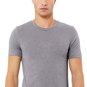 T-shirt pour homme au look élégant, fabriqué en coton doux, coupe décontractée, parfait pour un usage quotidien - Product Image 4
