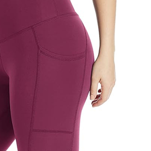Pantalones de yoga para levantamiento de cadera de secado rápido de cintura alta con logotipo personalizado, pantalones acampanados ajustados de pierna ancha, mallas deportivas para gimnasio para mujer - Product Image 6