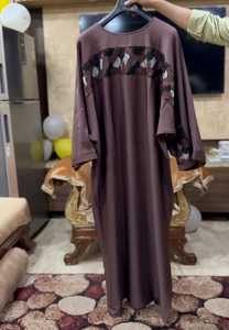 Vestido de tela transpirable de hilo holgado bordado a mano de ropa musulmana tradicional de Dubái elegante y modesto para mujer de primera calidad - Product Image 2