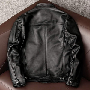 Chaqueta de Cuero para Hombre de Color Sólido con Diseño Personalizado, Servicio OEM para Invierno, Estilo Urbano, Patrón de Letras, Secado Rápido y Transpirable - Product Image 2