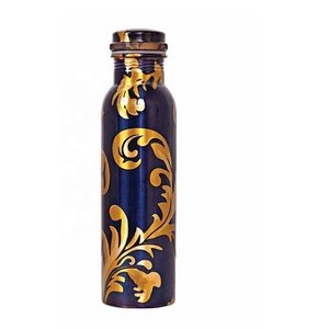 Recipiente de agua de cobre hecho a mano de alta calidad, botella de agua de Yoga con estampado de flores para beber directamente, botella Ayurvédica - Product Image 1