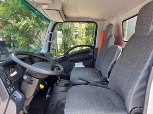 Camión Tractor Usado de Larga Distancia con Cabina Dormitorio 6x4, Motor Diésel, Vehículo de Transporte Logístico de Servicio Pesado - Product Image 2