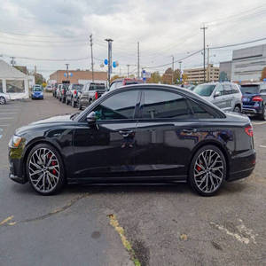 Audi S8 2020 en parfait état - Product Image 2