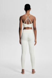 Leggings de sport en maille blanche décontractés personnalisés, taille haute, pantalon de yoga pour l'entraînement, vêtements de sport pour femmes, effet push-up, meilleur OEM - Product Image 6