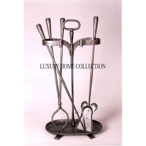 Juego de herramientas para chimenea y fogata de grado profesional hecho de hierro forjado resistente con un elegante acabado de inspiración antigua - Product Image 2