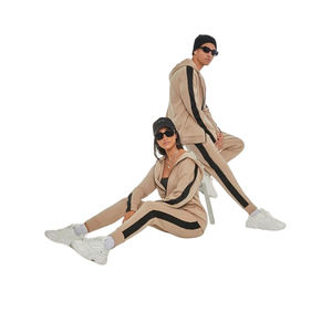 Dernier modèle de survêtement pour hommes Ensemble décontracté personnalisé Survêtement à coupe ample à la mode Ensemble de survêtement pour hommes pour l'extérieur - Product Image 2