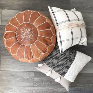 POUF marocain Original en cuir avec couture blanche - Product Image 3