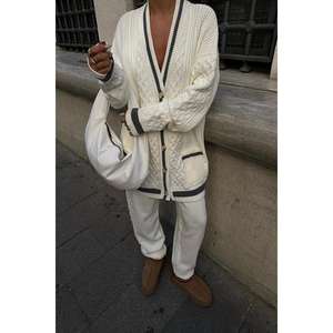 Conjunto de Cárdigan y Pantalones de Punto Lunadel 9974, Estilo Casual para Otoño - Product Image 1