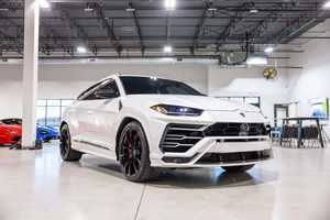 USADO 2024 para Vehículo con Tracción en las Cuatro Ruedas, Asientos de Cuero, Control de Clima Automático, Neumáticos R19, Volante a la Izquierda, Automático Inteligente, En Buen Estado - Product Image 2