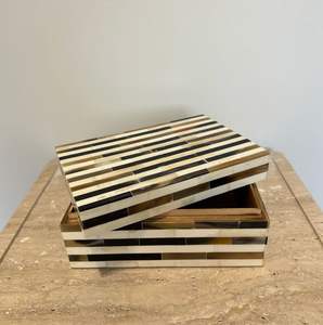 Fabricant indien fabriqué à la main style antique boîte à bijoux en incrustation de résine noire naturelle boîte à bagues à motif de bandes incrustées de corne - Product Image 5