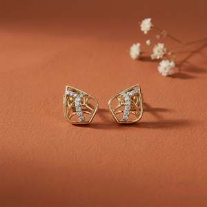 14k Rose Gold Heart Stud <b>Earrings</b> with <b>Diamond</b> <b>and</b> <b>Pearl</b> - Product Image 1