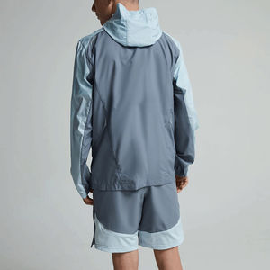 Chándal cortavientos de poliéster y nailon personalizado de alta calidad para hombre, conjunto de chaqueta y pantalones cortos con cremallera para hombre - Product Image 3