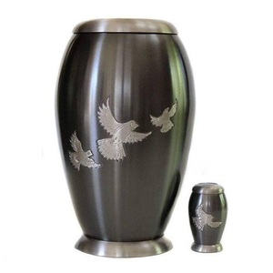 Urne funéraire de luxe en métal argenté avec drapeau américain et aigle, pour cendres humaines adultes, commémoration pour les vétérans, urne funéraire en gros. - Product Image 2