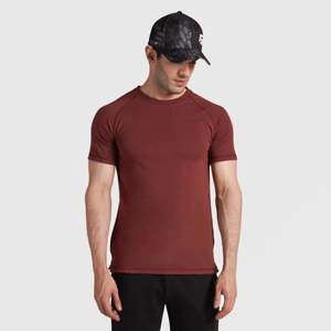 เสื้อยืดออกกำลังกาย Apex 100% โพลีเอสเตอร์ ผ้าถัก สีแดงเลือดหมู แห้งเร็ว ระบายอากาศดี พิมพ์ลายเรียบ สำหรับออกกำลังกาย เสื้อยืดพิมพ์ลายแบบรัดรูป TT - Product Image 1