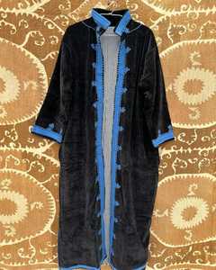 Veste de luxe élégante bohème en velours jaune moutarde Suzani Artisan brodé à la main pour le printemps, cadeau spécial pour l'hiver - Product Image 2