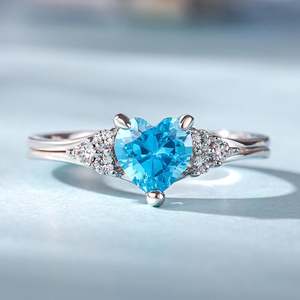 Bague Jeulia classique en argent sterling avec grappe de rubis taille cœur - Product Image 5
