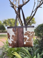 Tas Tangan Kulit Sapi Asli Ukiran Tangan Model Terbaru, Tas Tote Ukuran Besar, Koleksi Tas Wanita Terbaik