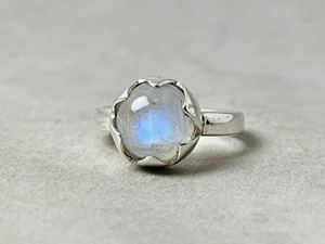 Custom Handmade Classic Design Rainbow <b>Moonstone</b> <b>Ring</b> 925 Sterling Silver Jewelry for Parties - Product Image 3