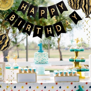 Lot de <span class=keywords><strong>D</strong></span>écorations Murales Noires et Dorées pour Fête <span class=keywords><strong>d</strong></span>'Anniversaire : Guirlandes Suspendues en Nid <span class=keywords><strong>d</strong></span>'Abeille, Boules de Fleurs et Serpentins - Product Image 6