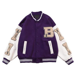 แจ็กเก็ตบอมเบอร์ผ้าฝ้ายและผ้าขนสัตว์สำหรับผู้ชายมีสไตล์และใส่สบายแขนเสื้อหนังแท้คอตั้งโลโก้ด้านหน้าเป็นตัวอักษรตามสั่ง - Product Image 1