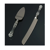Ensemble de couteaux à gâteau en acier au design moderne pour les fêtes, lavable au lave-vaisselle, durable, léger, écoresponsable et réutilisable