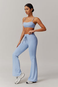 สปอร์ตบราคุณภาพสูง สีฟ้า ด้านหน้าเป็นแบบ Eco-Friendly คอเหลี่ยม สายสปาเก็ตตี้ ระบายอากาศได้ดี เหมาะสำหรับออกกำลังกาย ฟิตเนส โยคะ สำหรับผู้หญิง - Product Image 4