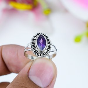 Nouvelle Arrivée Naturel Améthyste Marquise Gemstone Designer Fine Jewelry 925 Sterling Silver Vintage Unisex Fashion Solitaire Ring - Product Image 2