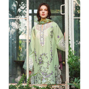 Ensemble élégant pour femme MUSHQ, chemise en tissu brodé 3 pièces avec dupatta imprimé en soie et pantalon - BIC-4908 - Product Image 2