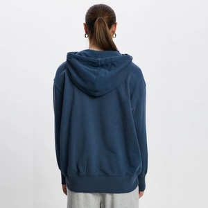 Sudaderas con Capucha Extra Grandes para Mujer, Personalizables con Logotipo, Color Sólido, Bordadas, 100% Algodón, Casuales, de Secado Rápido y Ecológicas - Product Image 5