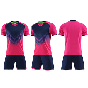 Ensemble de maillot de football sublimation personnalisé à la mode OEM ensembles de vêtements de football personnalisés ensembles d'uniformes de football avec logo et design - Product Image 2