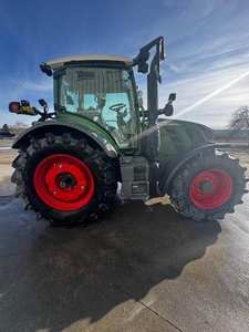 Tracteur Fendt 512 VARIO 2020 : Machine agricole haute performance avec puissance hydraulique avancée - Product Image 5