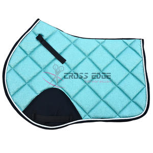 Haute qualité Dressage formation tapis de selle paillettes brossage bottes cheval Anti-frottement cheval oreille couverture à la main équestre Bonnet - Product Image 1