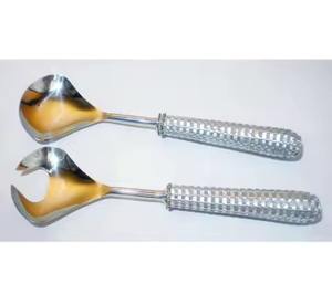 Juego de servidor de ensalada de acero con mango tejido Cubiertos Cuchara de ensalada hecha a mano y tenedor de ensalada Herramientas de cocina de mango largo de acero - Product Image 1