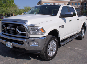 Camions Cleanly 2018 2500 Laramie Longhorn Crew Cab 4x4 6.4L V8 à vendre - Product Image 5