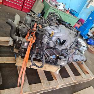 รถยกมือสอง เครื่องยนต์ดีเซล ISUZU C240 เทอร์โบ 3 ตัน เกียร์ธรรมดา เบาะหนังสีเข้ม ขับขวา - Product Image 2