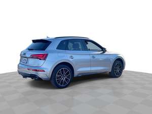 Audi SQ5 3.0T Quattro Premium Plus AWD 2021, SUV de Lujo - Product Image 6