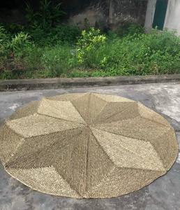 Artesanías de mimbre más vendidas: alfombrilla de juncia utilizada para la decoración del hogar con diseño moderno de Vietnam - Product Image 4