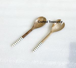 Cuillères en bois personnalisables avec poignée en résine Pochette Couverts en bois pour aliments Ustensiles de cuisine de haute qualité au meilleur prix - Product Image 1