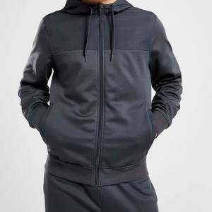 Conjunto Deportivo Unisex Premium de Felpa Color Carbón |   Conjunto Deportivo con Sudadera con Capucha y Cordón Ajustable de Corte Regular |   Ropa de Maternidad Ligera para Otoño - Product Image 1