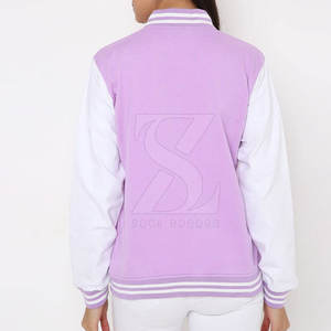 Veste Letterman surdimensionnée pour femme Veste Letterman en matériau durable Veste Letterman confortable - Product Image 4