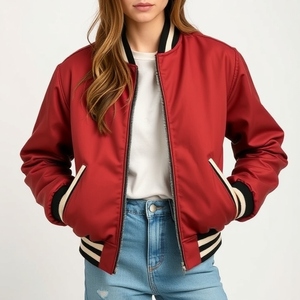 Veste universitaire de qualité supérieure : corps en laine, manches en cuir, nouveau style, logo personnalisé, matelassage épais et chaud, look vintage, boutons-pression. - Product Image 4
