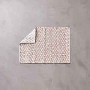 Tapis en jute à motif chevron réversible tissé à la main - Écologique et adapté aux animaux domestiques - Product Image 5