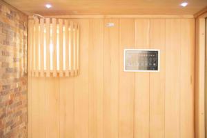 Coopération sur les projets bienvenue, <span class=keywords><strong>sauna</strong></span> d'angle à vapeur sèche de haute qualité avec poêle Harvia, bois massif, vente directe d'usine - Product Image 5